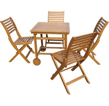 Zahradní jídelní souprava se čtyřmi skládacími židlemi a stolem na kolečkách