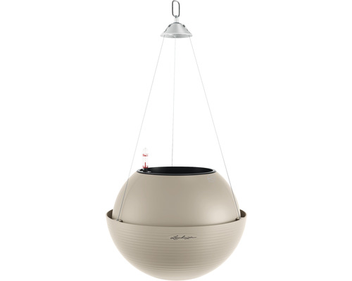 Závěsný kulatý květináč se zavlažovacím systémem.