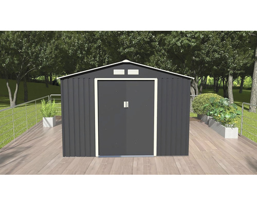 Kovová zahradní bouda s dvoukřídlými dveřmi na zahradě