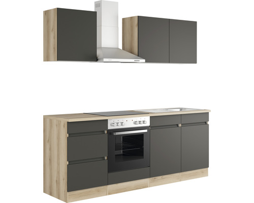 Kuchyňská linka s dřezem, sporákem, troubou, digestoří a horními skříňkami