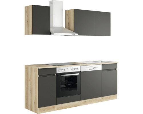 Vestavěná kuchyně s dřezem, sporákem, digestoří a závěsnými skříňkami