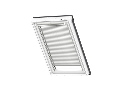 Střešní okno se žaluzií pro regulaci světla
