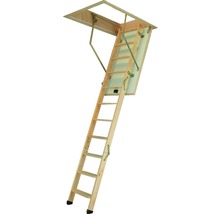 Rozložené dřevěné půdní schody s kovovými kováními.