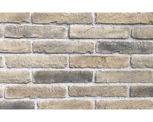 Obkladový pásek cihlový Castle Brick Cremona 315 Detail zdi se světlými cihlami a maltou