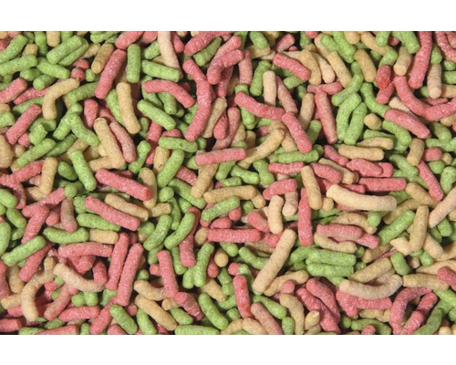 Detailní záběr granulátu pro ryby