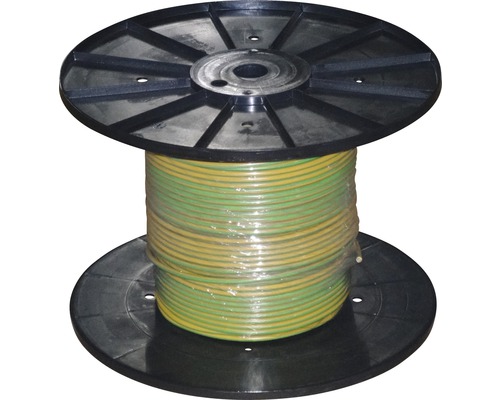 Kabelový buben se zelenožlutým zemnicím kabelem