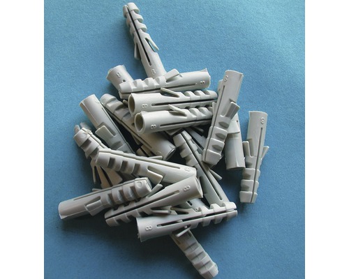 Šedé plastové hmoždinky