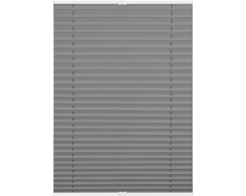 Šedá skládaná roleta do oken pro regulaci světla a dekoraci.