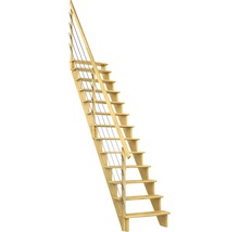 Dřevěné schodiště se zábradlím