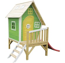 Dřevěný hrací domek se skluzavkou a schody