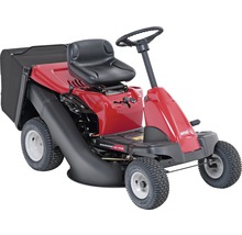 Zahradní traktor s košem
