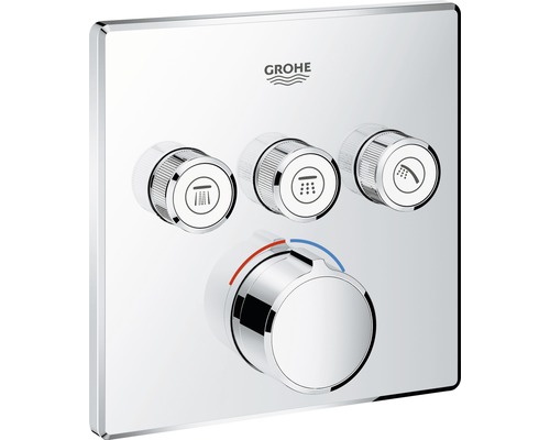 Baterie Grohe se třemi regulátory pro ovládání různých funkcí sprchy a regulátorem teploty