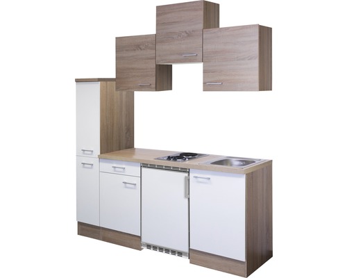 Vestavěná kuchyně s dřezem, varnou deskou, chladničkou a závěsnými skříňkami