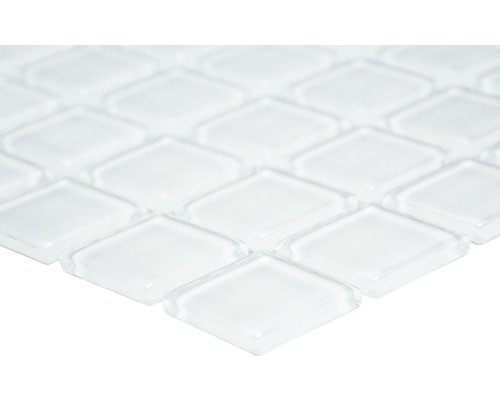 Skleněná mozaika s kosočtvercovými kameny