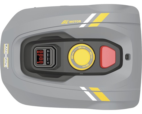 Pohled shora na robotickou sekačku s displejem a ovládacími prvky