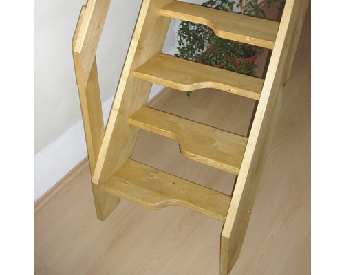 Schody přímé MLYNÁR 650 x 2900 mm vč. zábradlí, smrk Schody přímé MLYNÁR 650 x 2900 mm vč. zábradlí, smrk