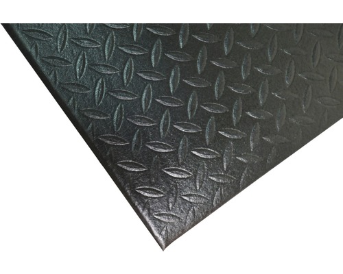 Černá pracovní rohož s dezénem slzičkového plechu