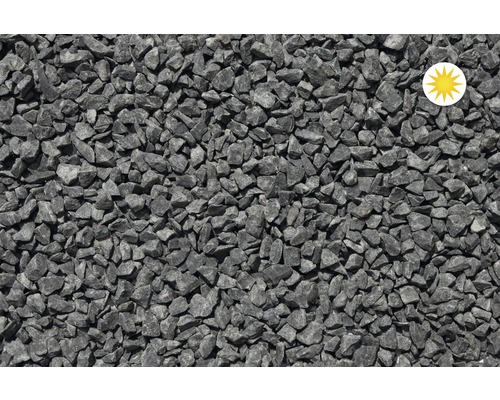 Detailní záběr šedých ozdobných štěrků