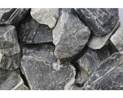 Šedé ozdobné kameny z mramoru