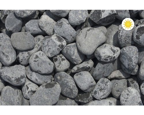 Šedé okrasné oblázky kameny do zahrady