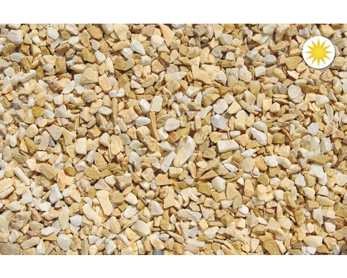 Detailní záběr dekorativního štěrku pro zahradní a krajinářské úpravy