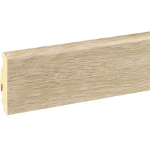Podlahová lišta s dřevěnou strukturou