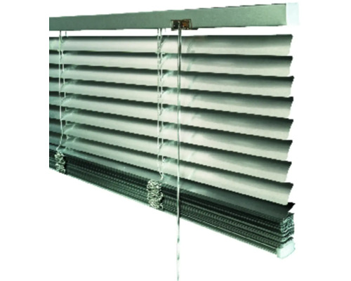 Kovová žaluzie s lamelami a tažnou šňůrou