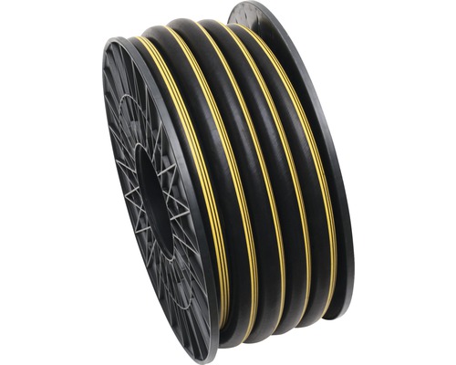 Zahradní hadice na roli, se žlutými pruhy