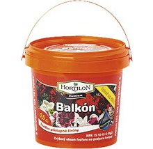 Hnojivo na balkónové květiny Hortilon v kbelíku