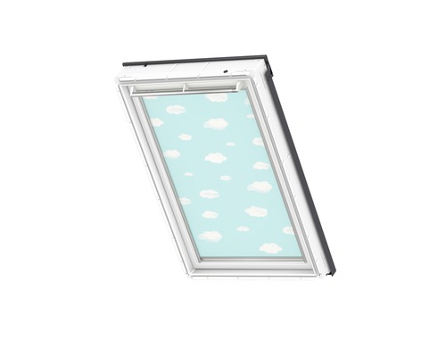 Střešní okno s motivem oblaků do dětského pokoje