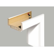 Detailní pohled na dveřní rám
