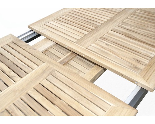 Rozkládací zahradní stůl z dřeva s lamelami