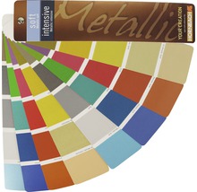 Vzorník barev s různými odstíny metalické barvy