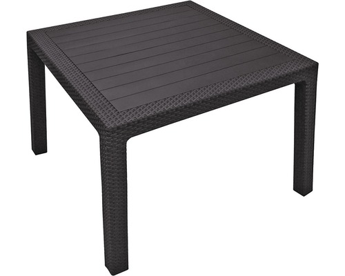 Čtvercový zahradní stůl z ratanu