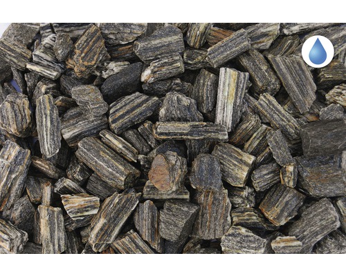 Detailní pohled na serpentinitovou dekorační drť pro zahradní a krajinářské úpravy