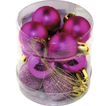 Balení vánočních koulí z plastu