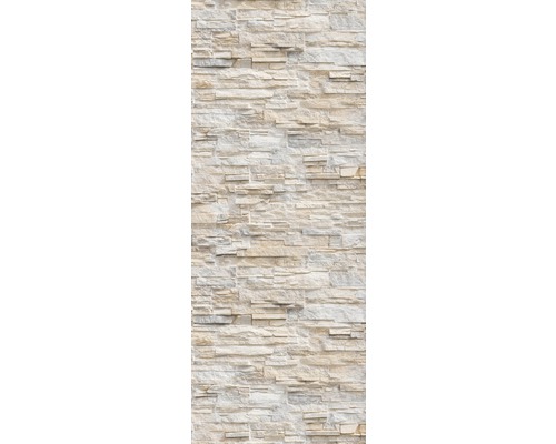 Obklad stěn s vzhledem přírodního kamene.