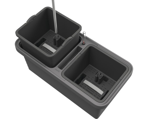 Dvojitý květináč se zavlažovacím systémem a ukazatelem hladiny vody