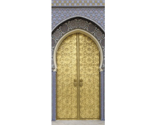 Zdobené dveře s orientálními vzory