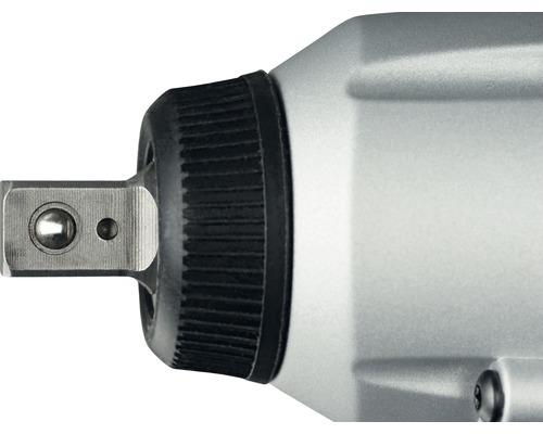 Detailní pohled na rázový utahovák s čtyřhranným držákem