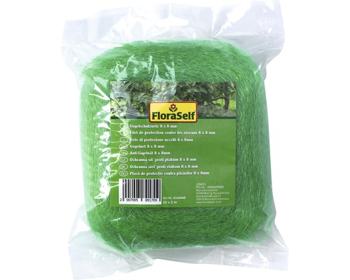 Balená zelená síť proti ptákům s velikostí ok 8 x 8 milimetrů