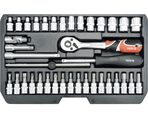 Sada nástrčných klíčů v kufříku na nářadí