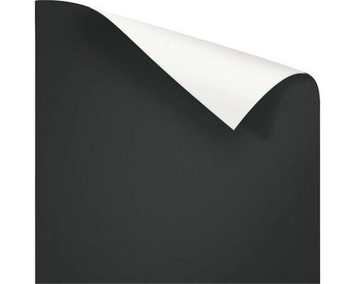 Černá samolepicí fólie s odnímatelnou bílou ochrannou fólií.