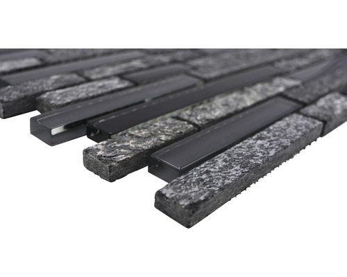 Mozaika z skla a kamene