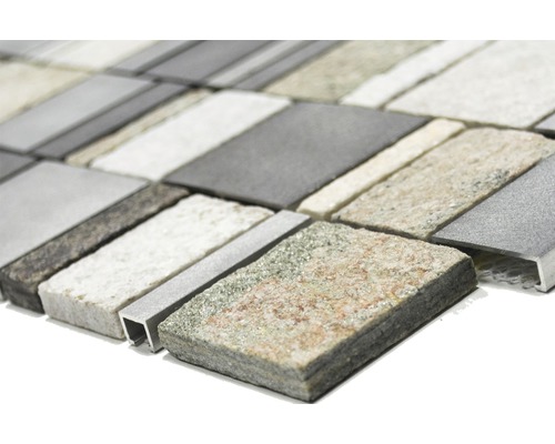 Mozaiková dlaždice z kamenných a hliníkových materiálů