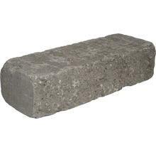 Šedá betonová dlažební kostka