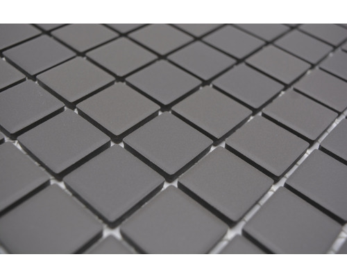 Mozaikové dlaždice ve čtvercovém tvaru