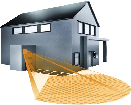 Dům s pohybovým senzorem a osvětlenou oblastí