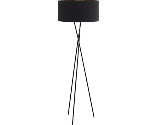 Stojací lampa s černým stínidlem a trojnožkou