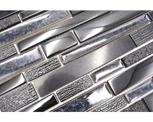 Mozaika z přírodního kamene a skla